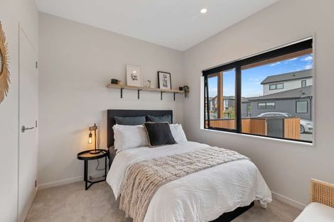 Photo of property in 6 Parenga Lane, Kumeu, 0810