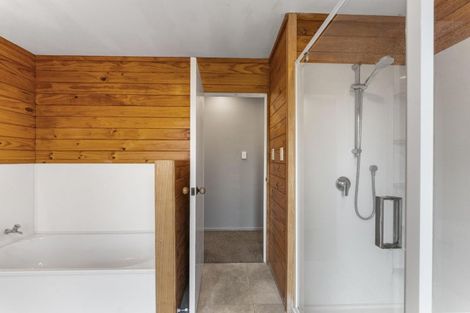 Photo of property in 61 Hinekura Avenue, Taupo, 3330