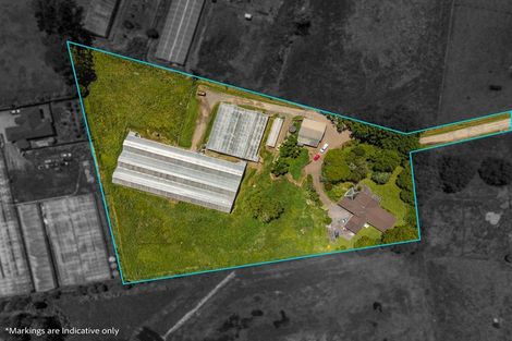 Photo of property in 215 Waihoehoe Road, Drury, 2577