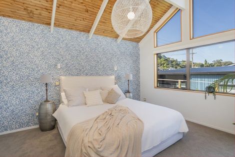 Photo of property in 8 Grey Avenue, Tairua, 3508