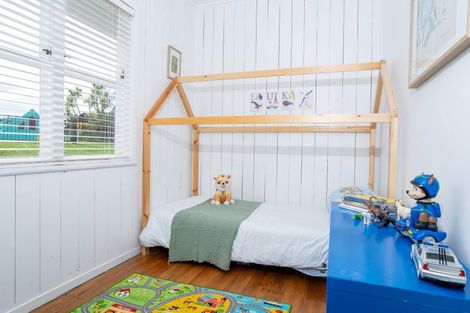 Photo of property in 49 Government Road, Raglan, 3225
