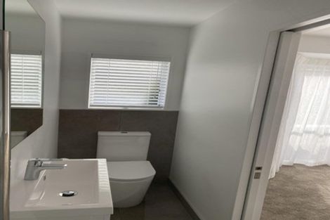 Photo of property in 2/3 Stratford Avenue, Milford, Auckland, 0620