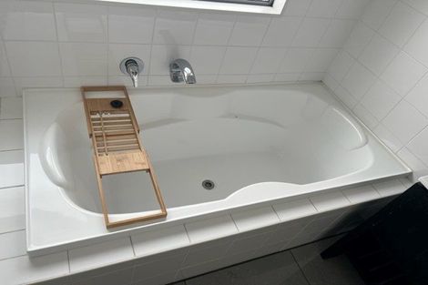 Photo of property in 17u2 Blackbridge Road, Wadestown, Wellington, 6012