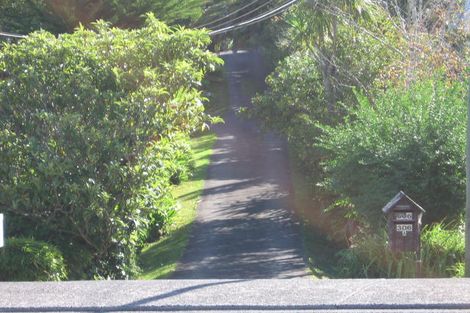 Photo of property in 1/304 Beach Road, Campbells Bay, Auckland, 0630