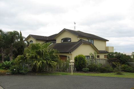 Photo of property in 35 Mariner Drive, Gulf Harbour, Whangaparaoa, 0930