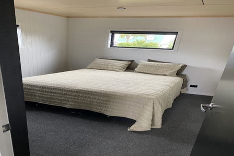 Photo of property in 112 Philomel Road, Whangamata, 3620