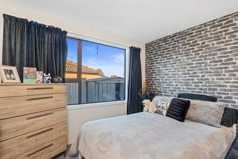 Photo of property in 2/17 Johns Road, Belfast, Christchurch, 8051