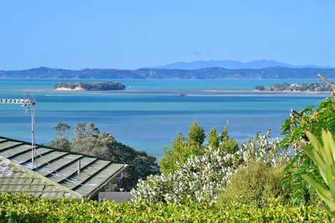Photo of property in 11 View Road, Shelly Park, Auckland, 2014