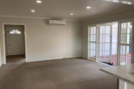 Photo of property in 23a Great South Road, Manurewa, Auckland, 2102