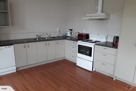 Photo of property in 240 Geraldine Street, Edgeware, Christchurch, 8013