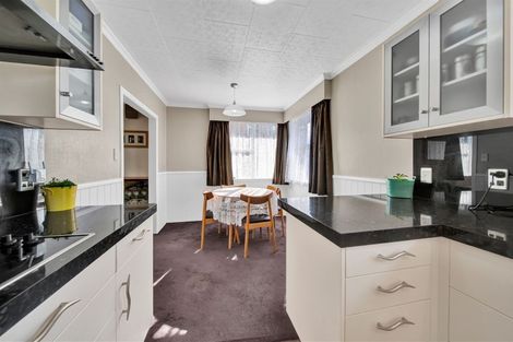 Photo of property in 8 Maire Street, Hawera, 4610