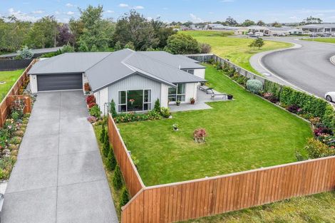 Photo of property in 23 Merino Crescent, Amberley, 7410