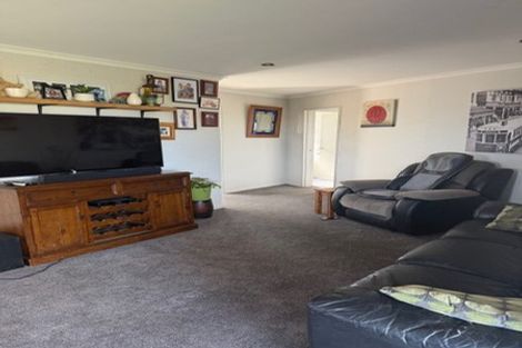 Photo of property in 9 Flygers Line, Milson, Palmerston North, 4414
