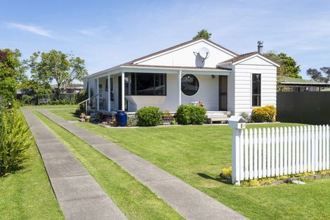 Photo of property in 8 Vivian Street, Inner Kaiti, Gisborne, 4010