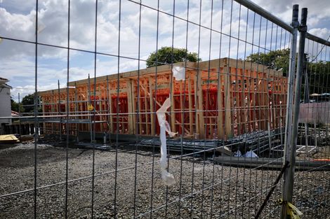 Photo of property in 11a Henderson Valley Road, Henderson, Auckland, 0612