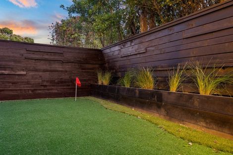 Photo of property in 61a Churchill Road, Murrays Bay, Auckland, 0630