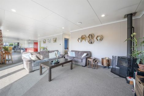 Photo of property in 7 Trillick Place, Tuakau, 2121