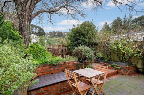 Photo of property in 6 Stanley Street, Berhampore, Wellington, 6023