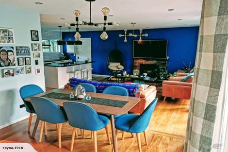 Photo of property in 17 Golf Road, New Lynn, Auckland, 0600