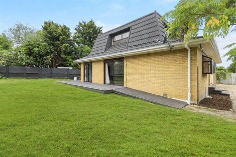 Photo of property in 9 Gloria Avenue, Te Atatu Peninsula, Auckland, 0610