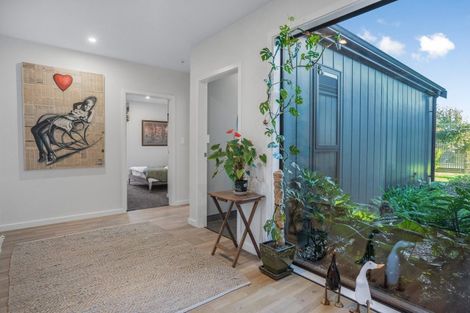 Photo of property in 2 Matai Grove, Greytown, 5712