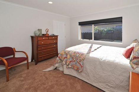 Photo of property in 15 Longford Park Drive, Takanini, 2112