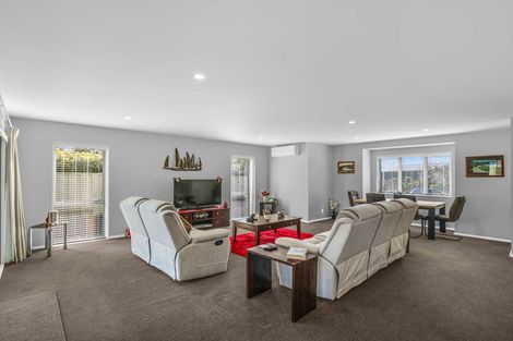 Photo of property in 2 Awa Place, Rangiora, 7400