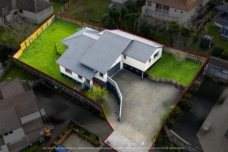 Photo of property in 28 Fairchild Avenue, Goodwood Heights, Auckland, 2105