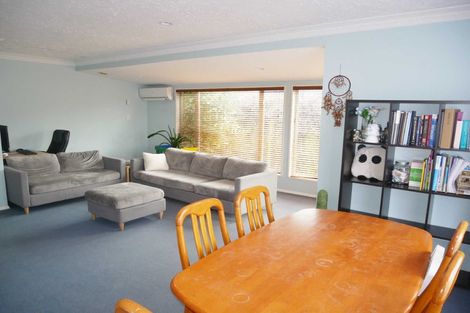 Photo of property in 15 Ashfield Place, Ilam, Christchurch, 8041