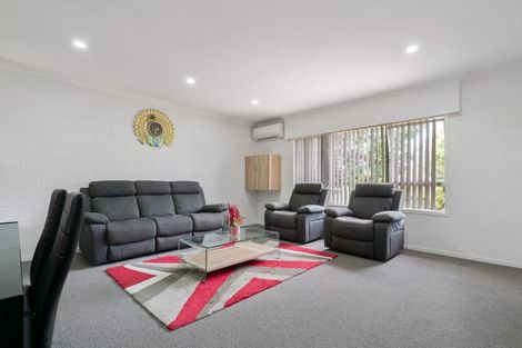 Photo of property in 28c James Road, Manurewa, Auckland, 2102