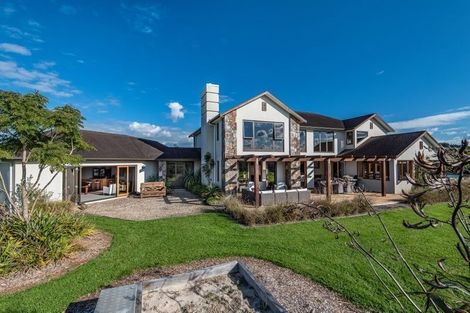 Photo of property in 273 Forestry Road, Waitoki, Kaukapakapa, 0871