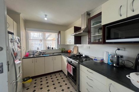 Photo of property in 81 Rimu Street, New Lynn, Auckland, 0600