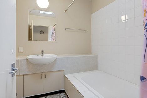 Photo of property in 2/28 Armagh Street, Christchurch Central, Christchurch, 8013
