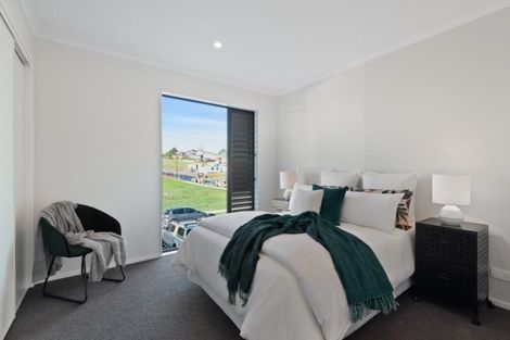 Photo of property in 3 Cambie Avenue, Red Beach, 0932