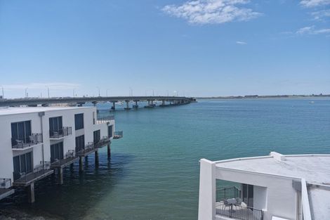 Photo of property in 2/51 Dive Crescent, Tauranga, 3110