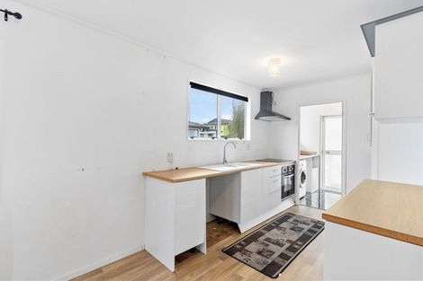 Photo of property in 2/72 Palmers Road, Clendon Park, Auckland, 2103
