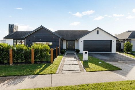 Photo of property in 52 Watkins Road, Cambridge, 3434