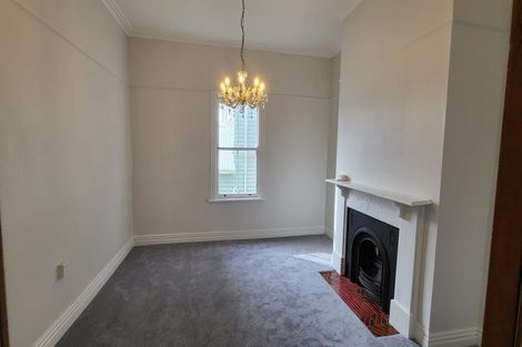 Photo of property in 130 Tasman Street, Mount Cook, Wellington, 6021