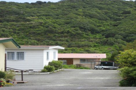 Photo of property in 11/93 Waikawa Road, Picton, 7220