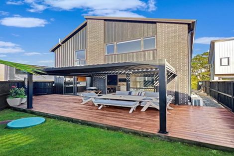 Photo of property in 19 Konoba Avenue, Kumeu, 0810