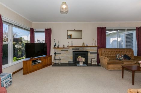 Photo of property in 18 Pembroke Street, Taradale, Napier, 4112