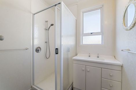 Photo of property in 8 Buckland Place, Spotswood, New Plymouth, 4310