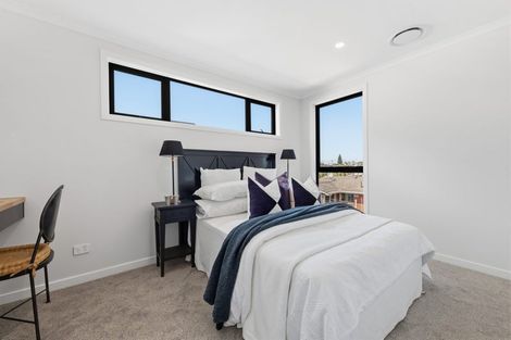 Photo of property in 42c Gordon Avenue, Milford, Auckland, 0620