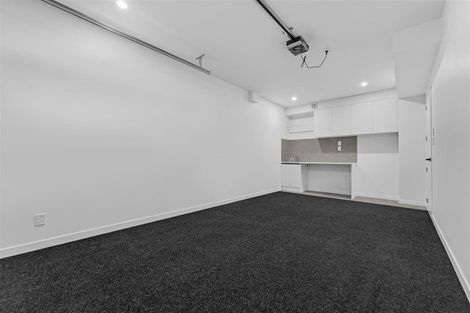 Photo of property in 61 Maungakaraka Road, Karaka, 2580