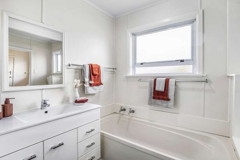 Photo of property in 26 Forbury Avenue, Takaro, Palmerston North, 4412