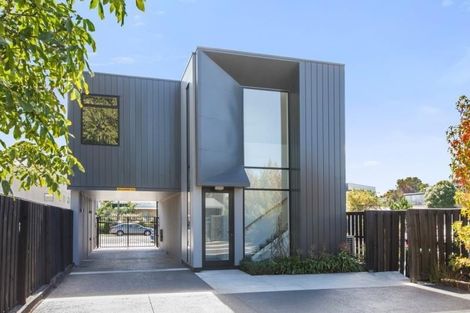 Photo of property in 2/308 Hereford Street, Christchurch Central, Christchurch, 8011