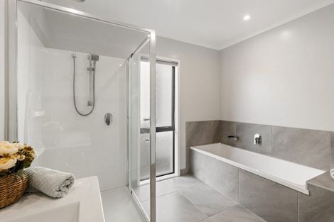 Photo of property in 21 Ian Morrison Road, Hobsonville, Auckland, 0616