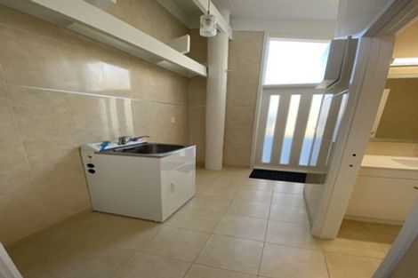 Photo of property in 1/13 Girrahween Drive, Totara Vale, Auckland, 0629