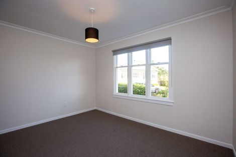 Photo of property in 79 Carrington Street, Lower Vogeltown, New Plymouth, 4310