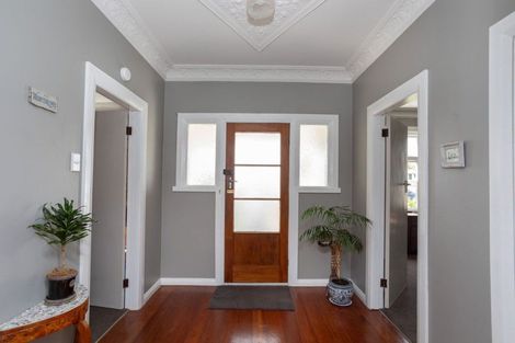 Photo of property in 25 Hospital Street, Dannevirke, 4930